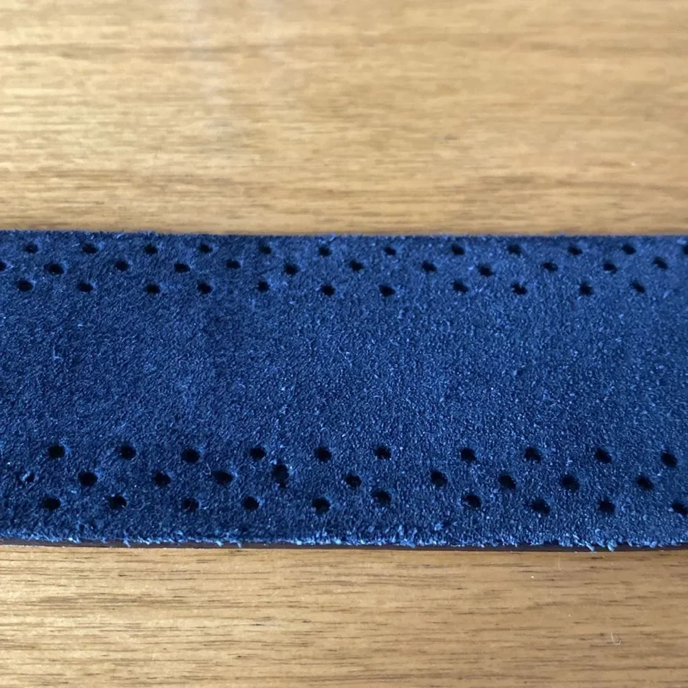 Hugo Boss suede belt - Picture 5 of 10